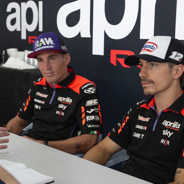 Aprilia Racing Team Yarışçıları KL'de Sıcak Havayla Başa Çıkmanın Yollarını Paylaştı